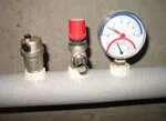 Який тиск має бути в системі опалення – норми та стандарти, причини падіння і підвищення тиску